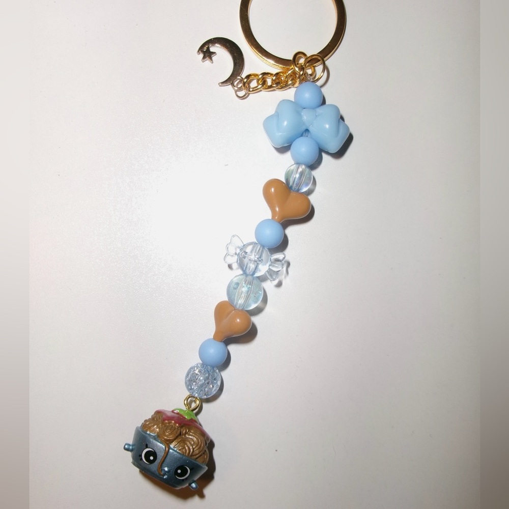 Shopkin Cute Blue and Brown Beaded Keychain